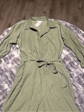 Nine West Olive Green Button-Front Utility Top